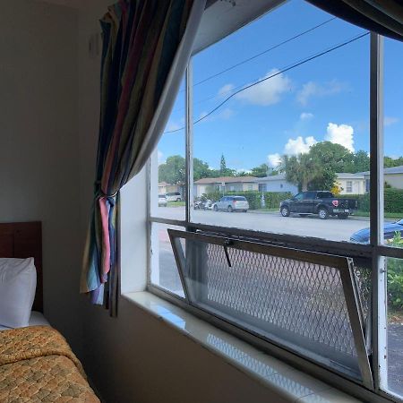 International Inn On The Bay Miami Beach Exterior photo